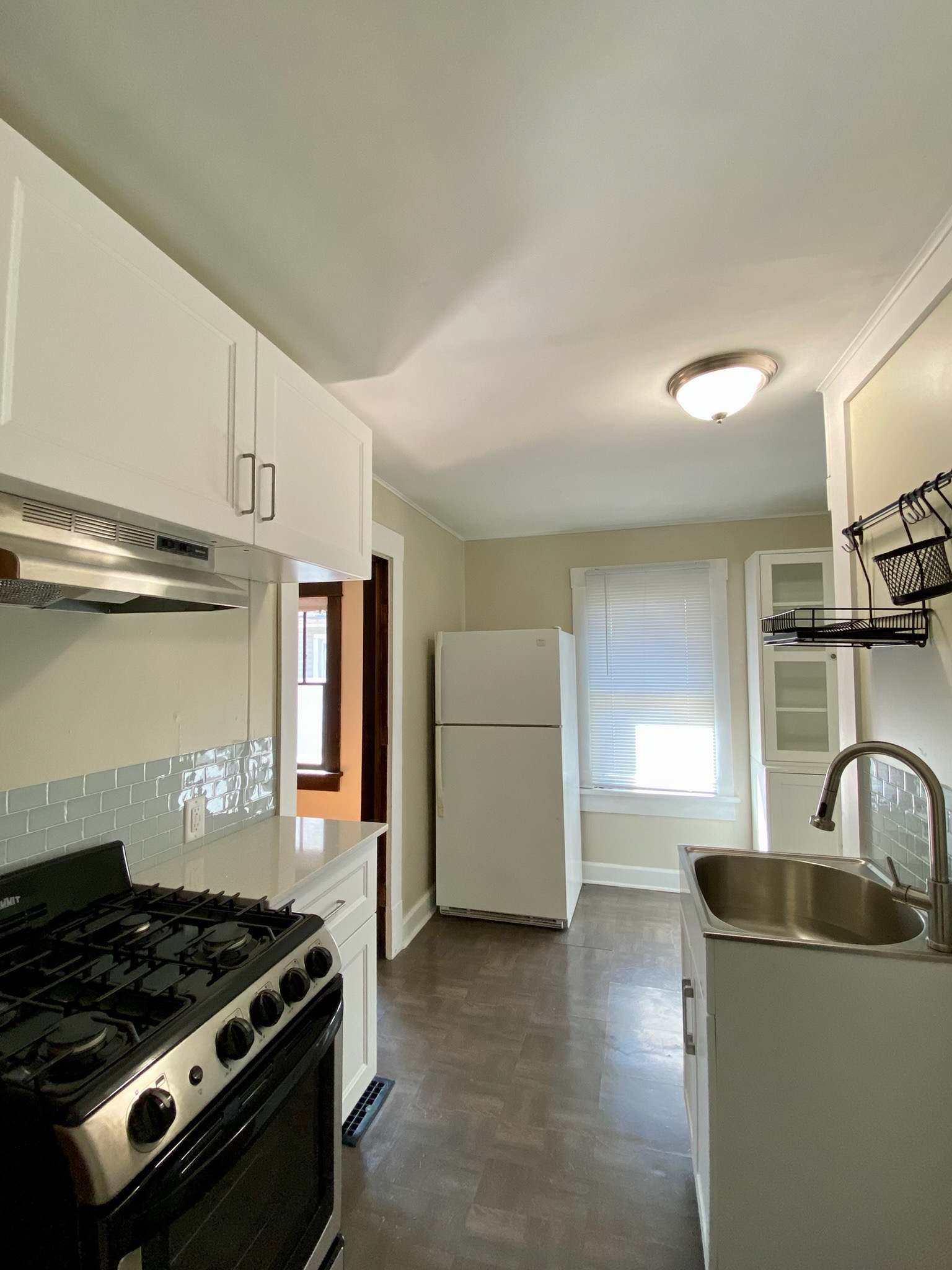 Burgess property photo 3