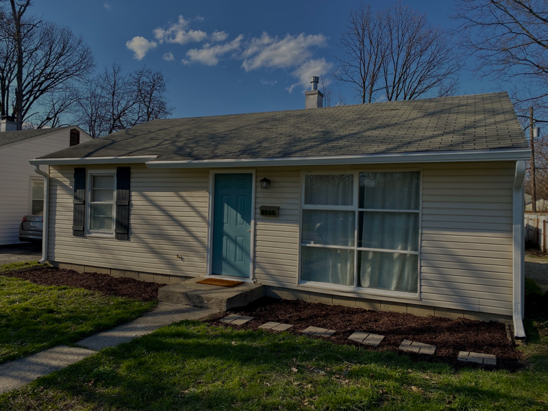 5718 E Greenfield Ave - Cute Ranch